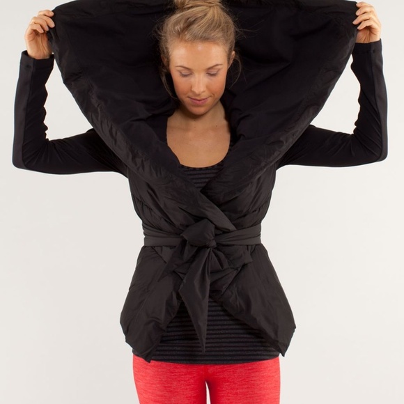 Lululemon Down To The Studio Jacket Black Reversible Slub Denim Black NWT 10❤️ - Picture 5 of 10